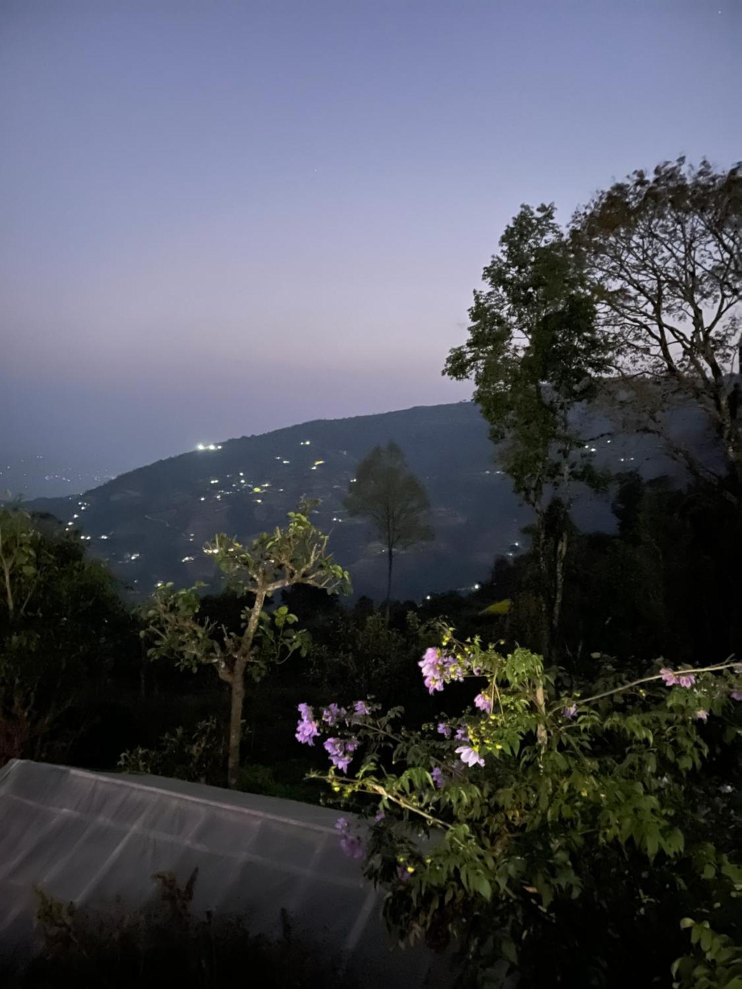 Nagarkot Trekkers Inn エクステリア 写真